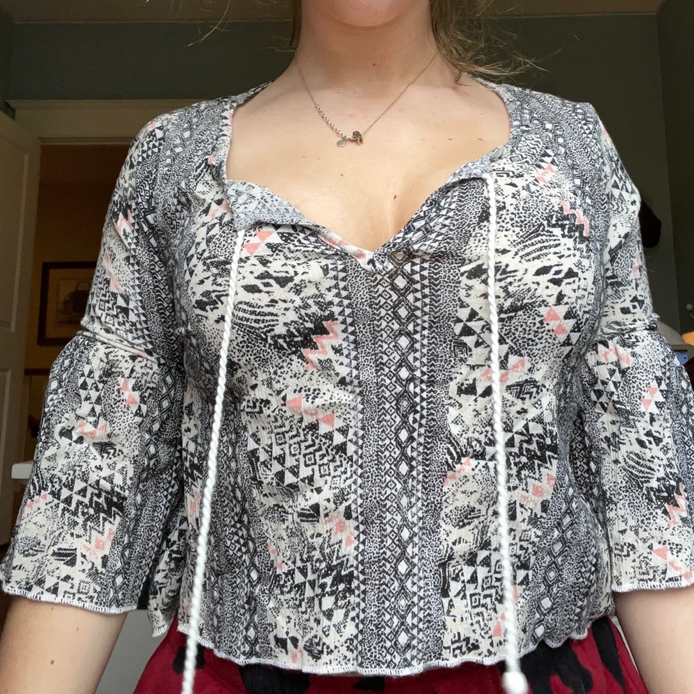 Hollister tee long sleeve